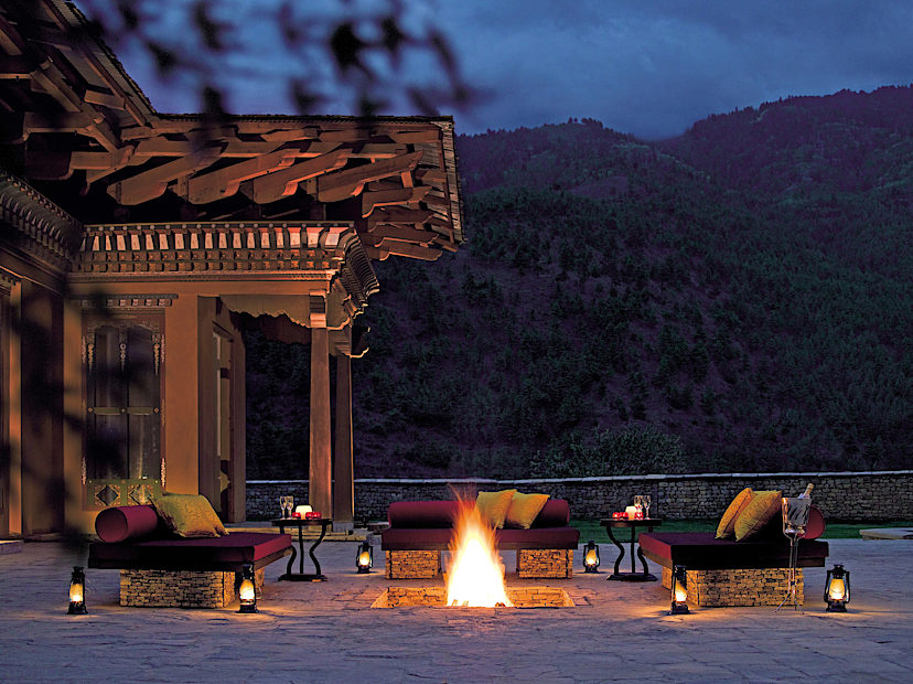 Outdoor Lounge