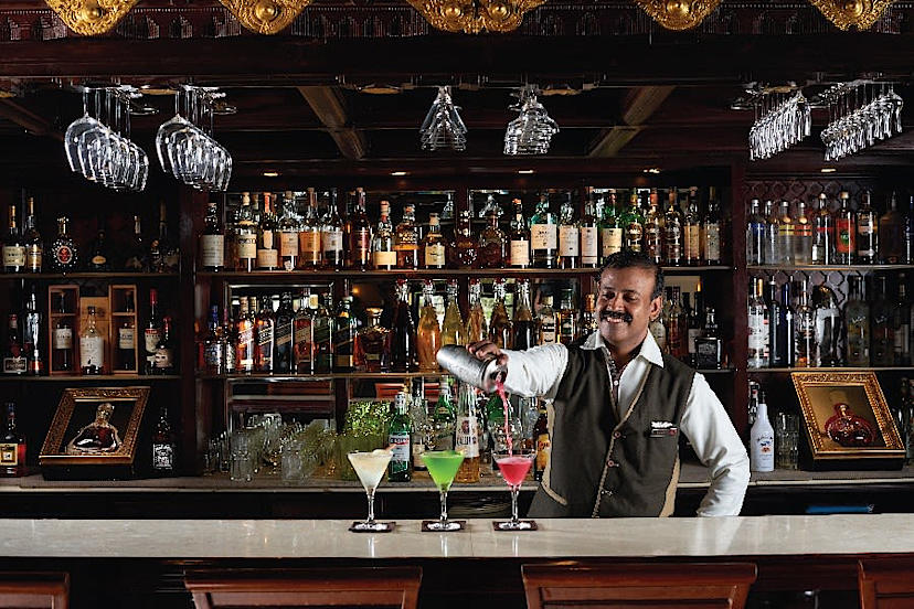 bar