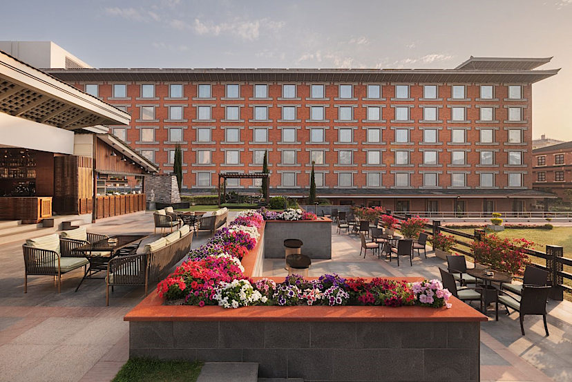 Garden Terrace & Dining