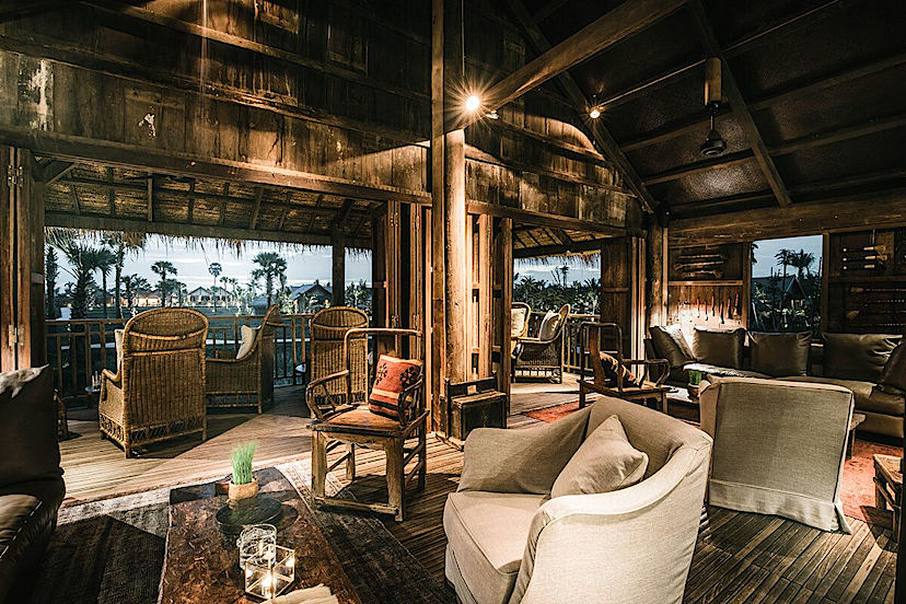 Cigar And Cocktail Lounge