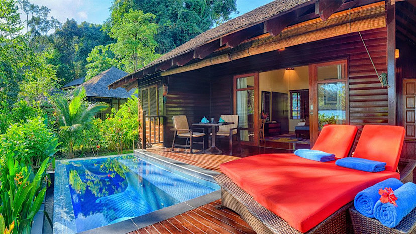 bungaraya island resort plunge pool villa