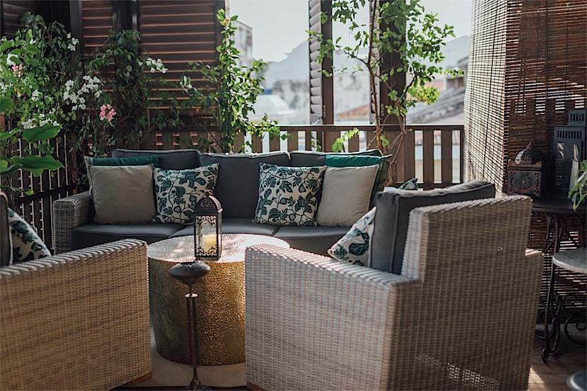 Terrace Lounge