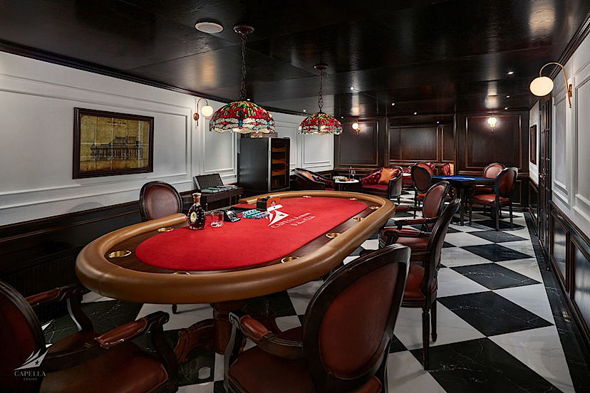 Cigar & Poker Club