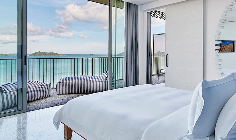Bay Suite
