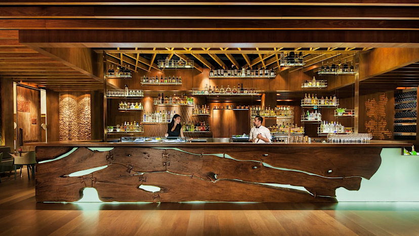 Bar