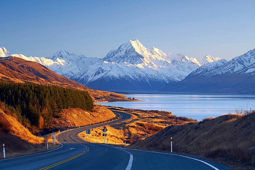 Driving along Lake Pukaki