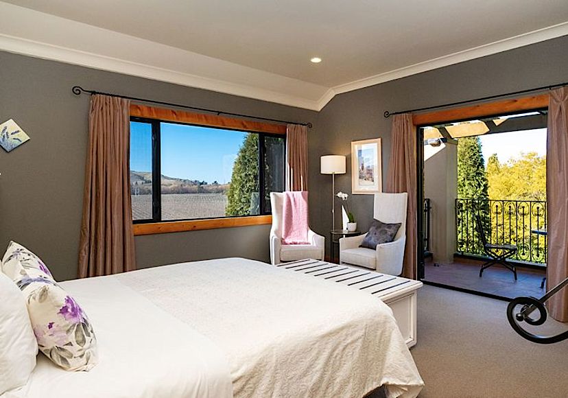 guest room