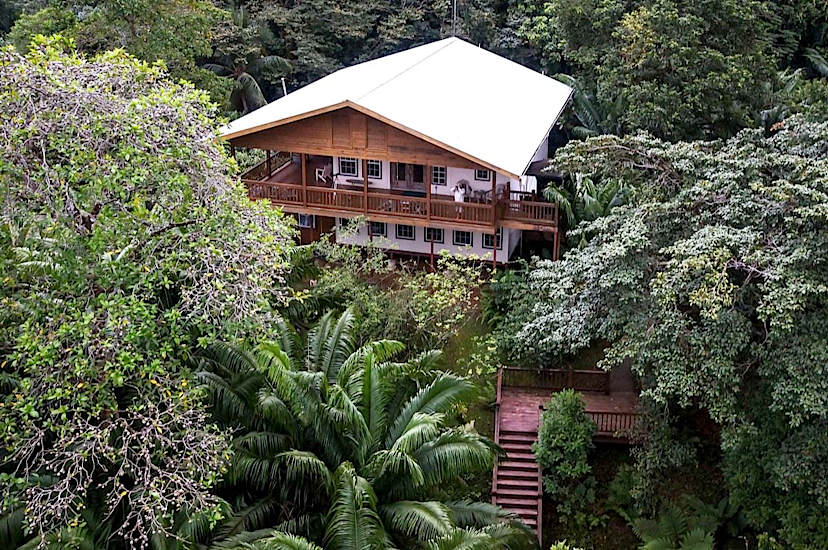 Tranquilo Bay Eco-Adventure Lodge