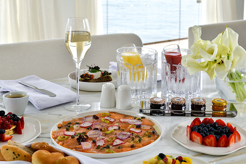 Dining onboard Arax