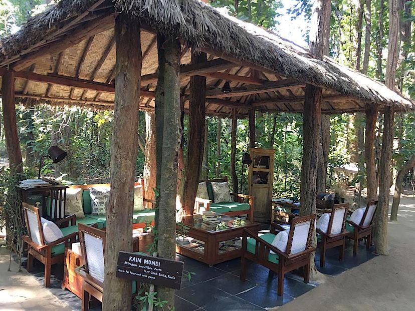 Outdoor Lounge