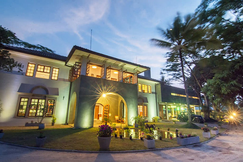 elephant stables hotel