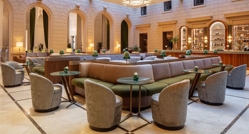 Lounge Bar