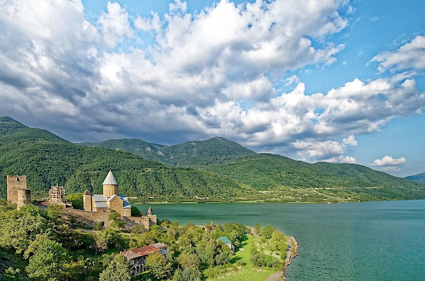 Ananuri Castle