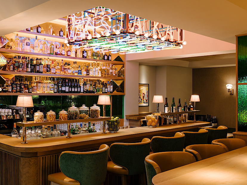 Bar