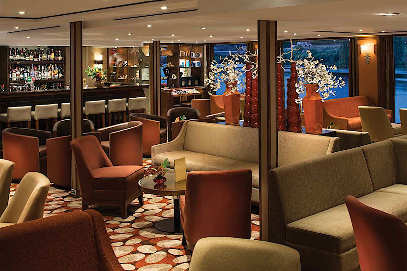 Lounge Bar