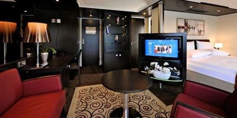 Panorama Suite (P)