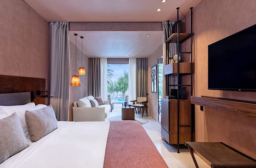 Sapphire Junior Suite Seaview Swim Up Pool