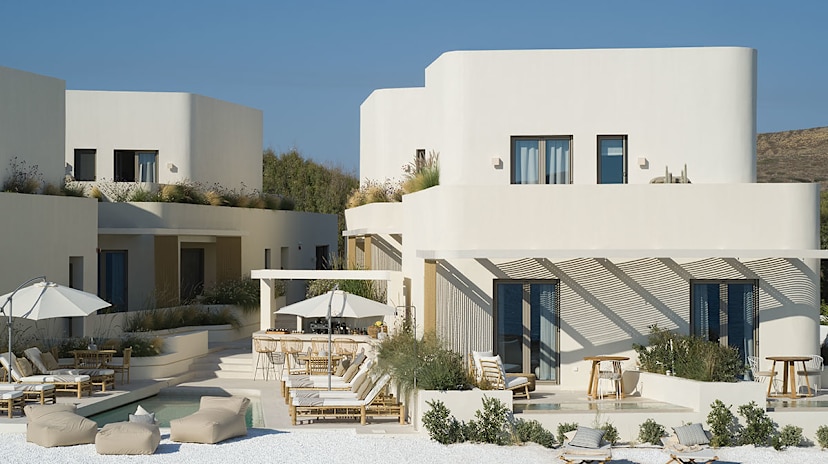 White Pebble Suites