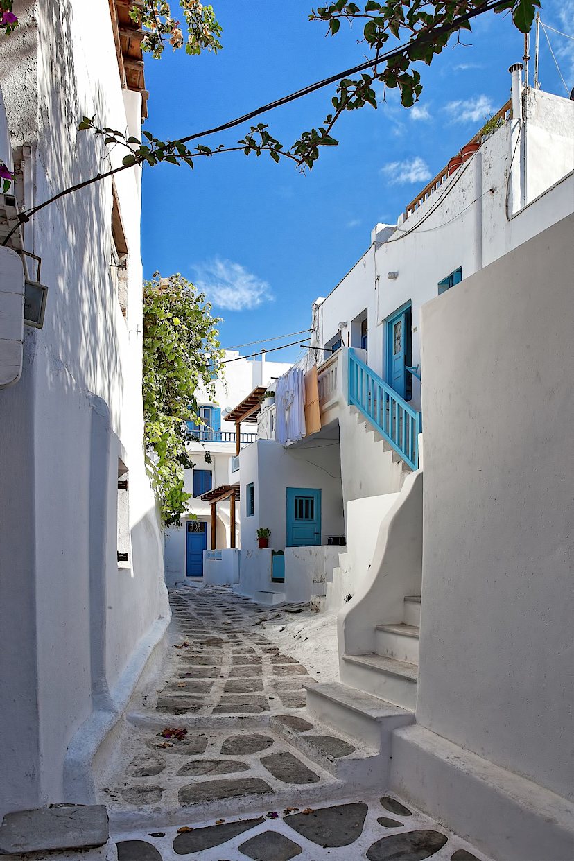 Alleys of mykonos