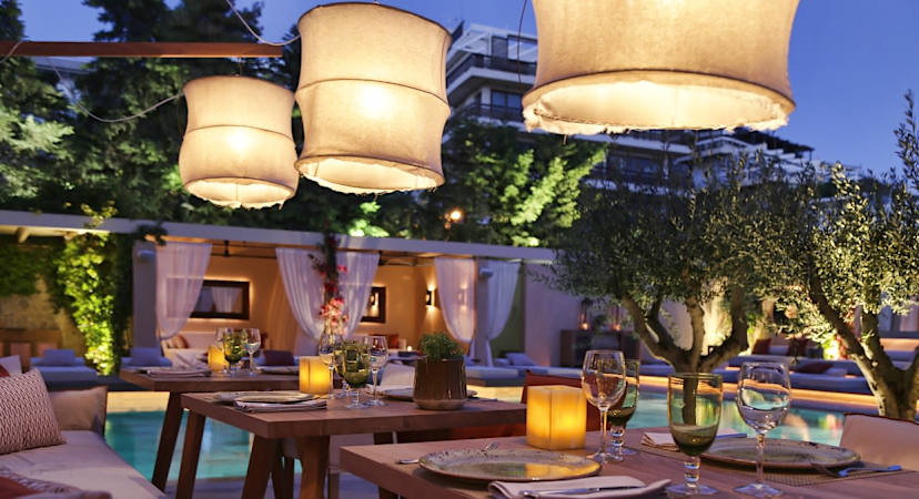 Al Fresco Dining