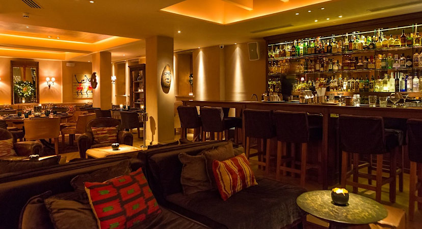 Restaurant & Bar