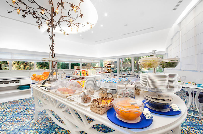 Breakfast Room