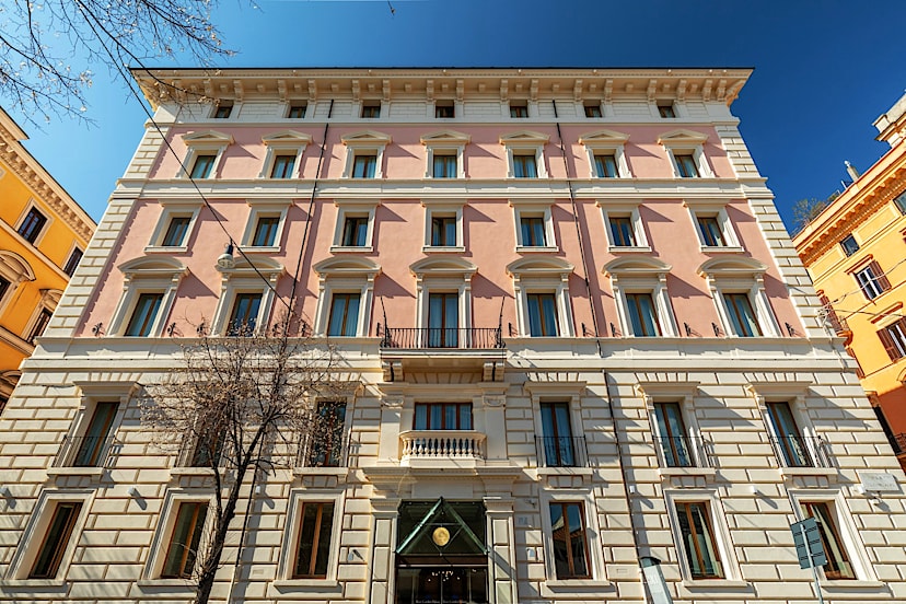 Rose Garden Hotel