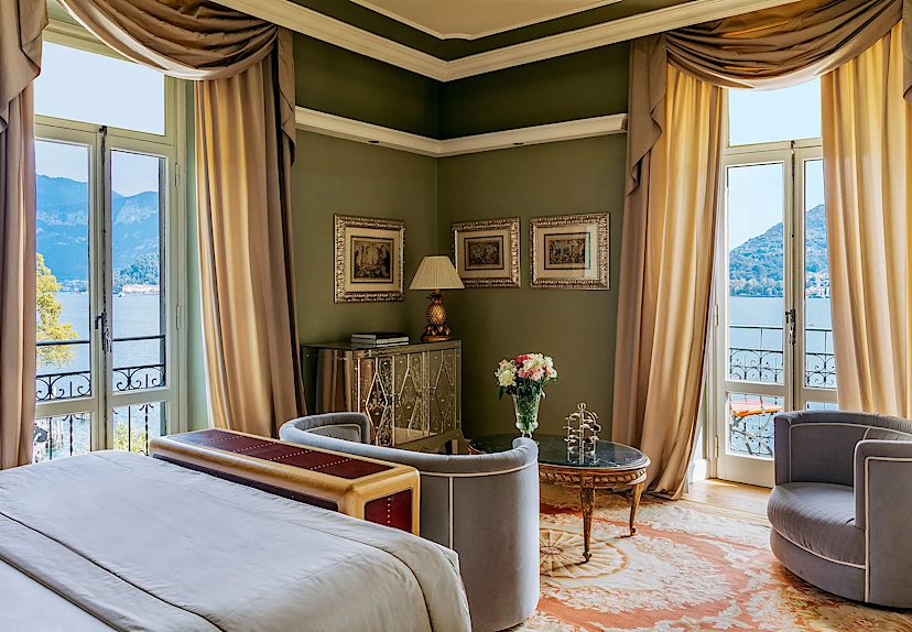 Lake View Deluxe Room