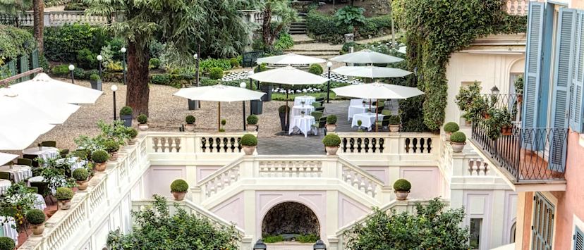 Garden Dining