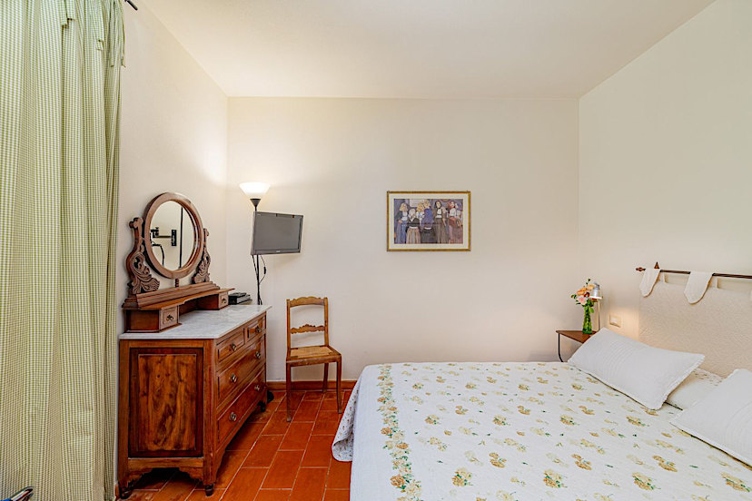 Large Suite