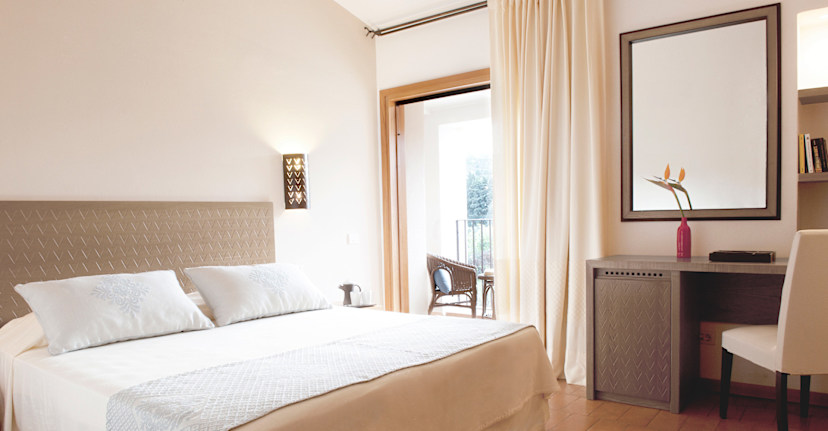 Superior Sea View Room