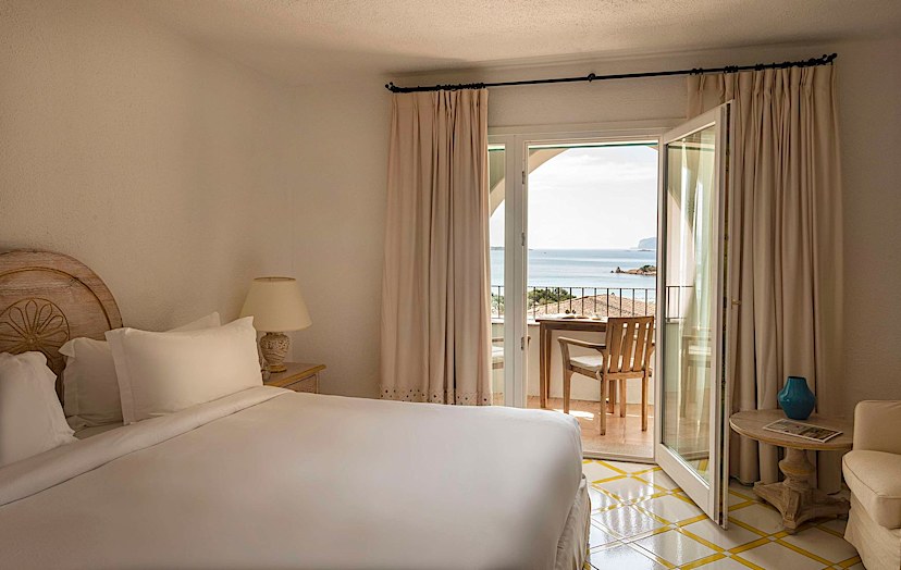 Deluxe Sea View Room