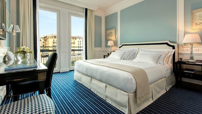 Deluxe River View Room