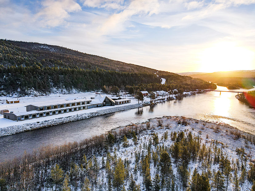 Arctic Wilderness Lodge