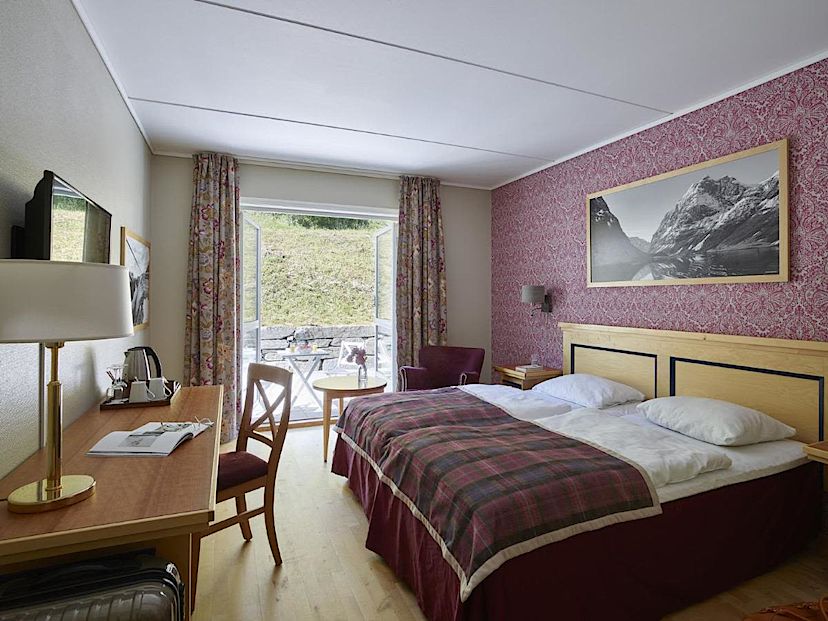 Standard Balcony Room