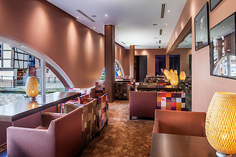 Bar Lounge