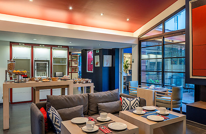 Breakfast Room