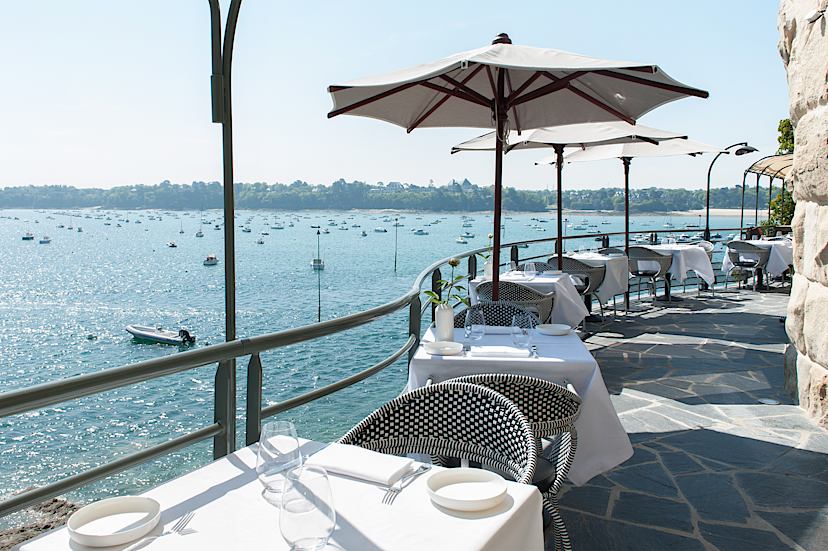 Al Fresco Dining