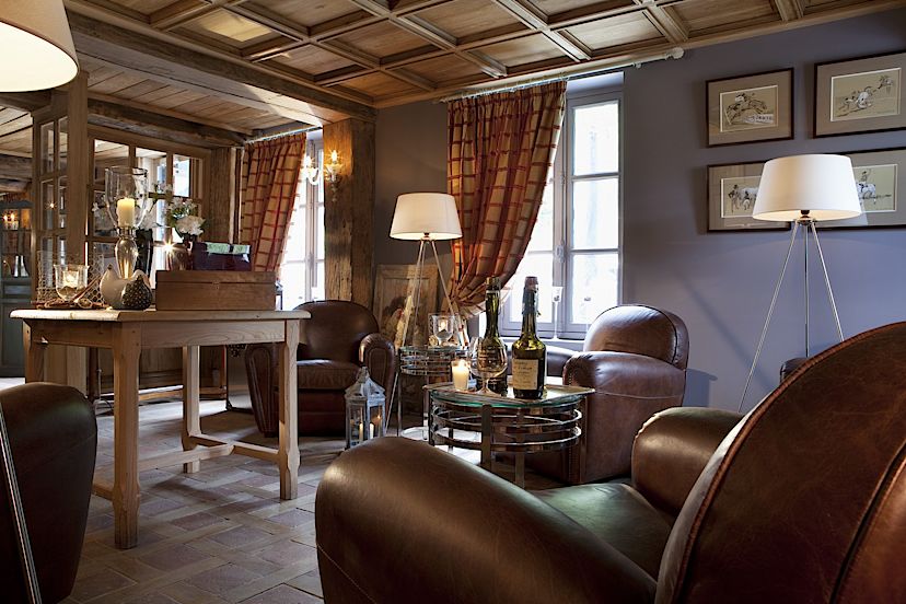 Lounge Bar