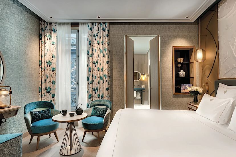 Deluxe Courtyard View Room