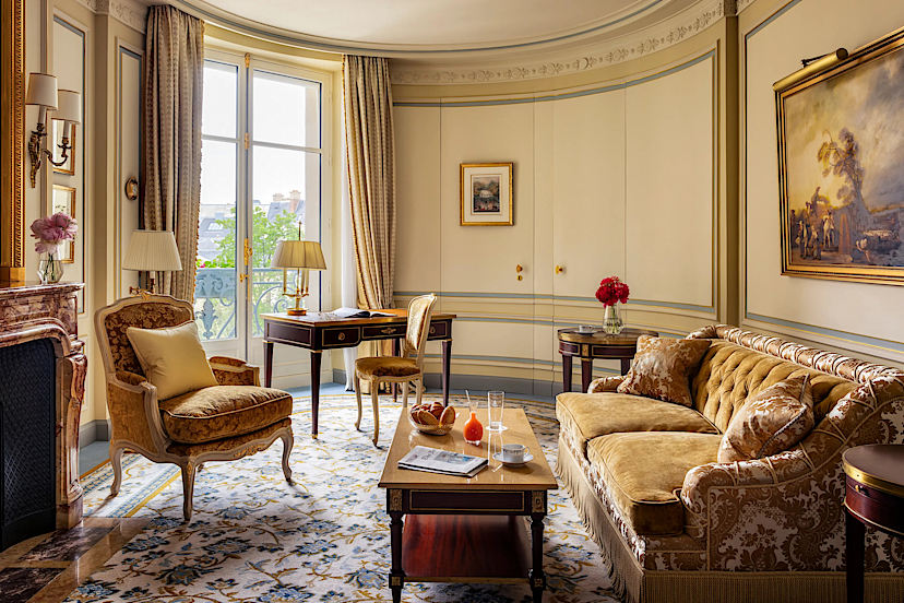 Deluxe Suite