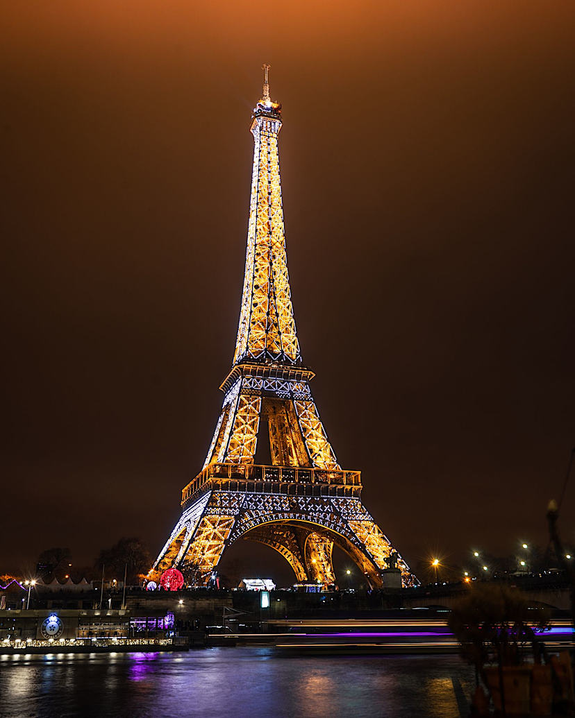 Dinner At La Brasserie At Eiffel Tower