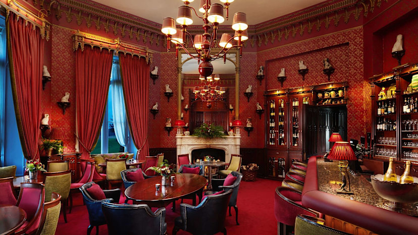 Lounge Bar
