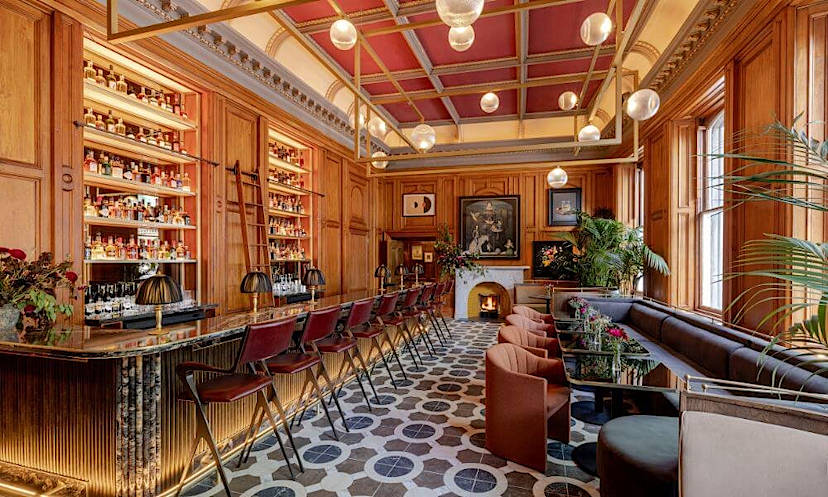 Bar
