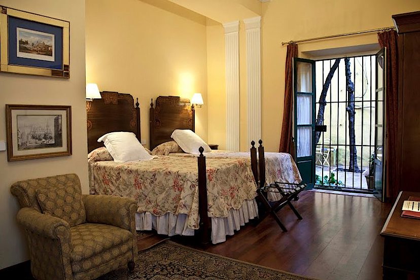 superior room