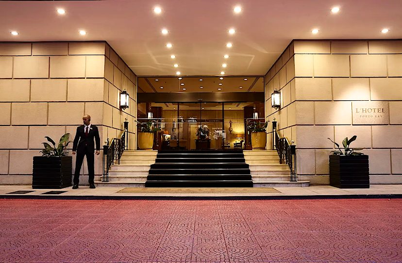 L'Hotel Porto Bay