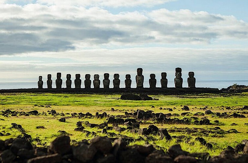 Rapa Nui Statues