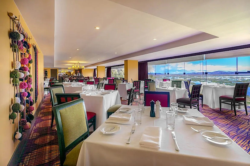 Los Uros Restaurant