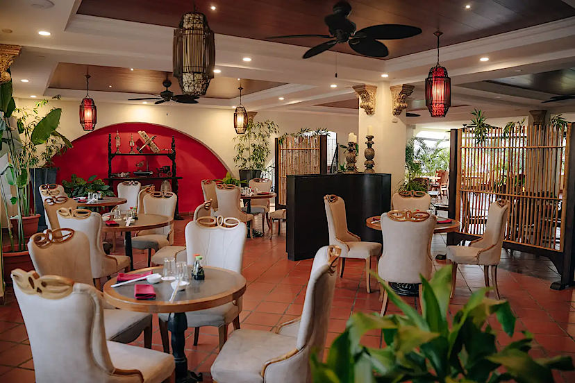 Dining at Parador