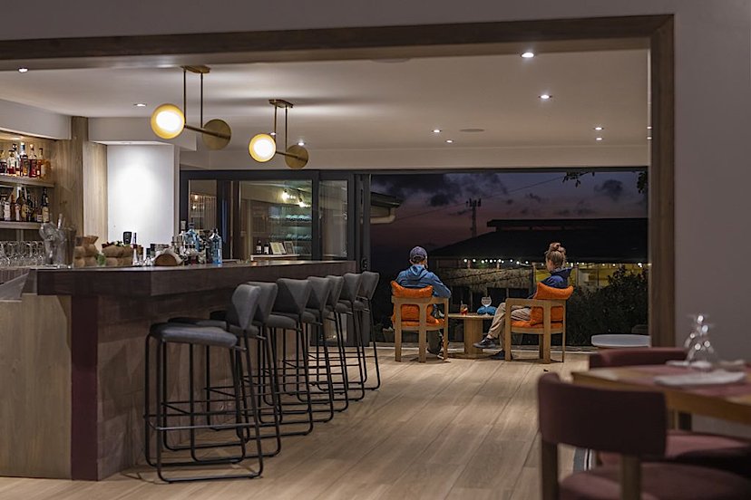 Lounge Bar